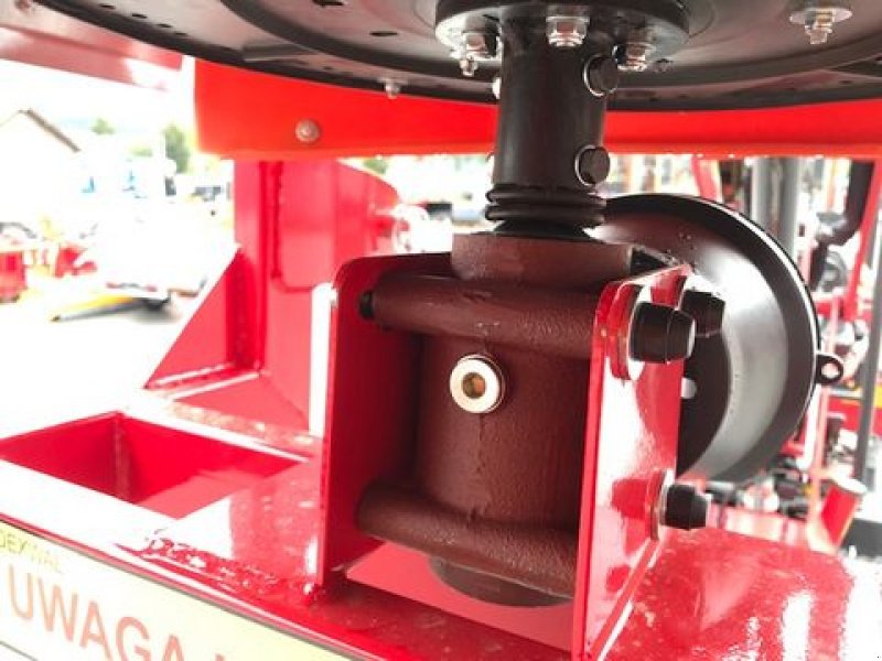 Sandstreuer & Salzstreuer des Typs Sonstige Wibro Salz- und Splitstreuer 550kg und 1200kg, Neumaschine in Tamsweg (Bild 14)