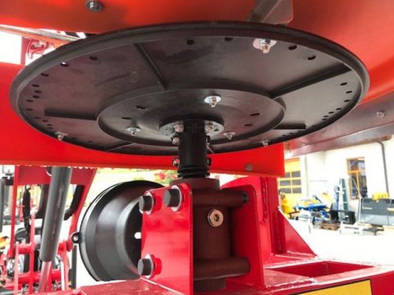 Sandstreuer & Salzstreuer des Typs Sonstige Wibro Salz- und Splitstreuer 550kg und 1200kg, Neumaschine in Tamsweg (Bild 2)