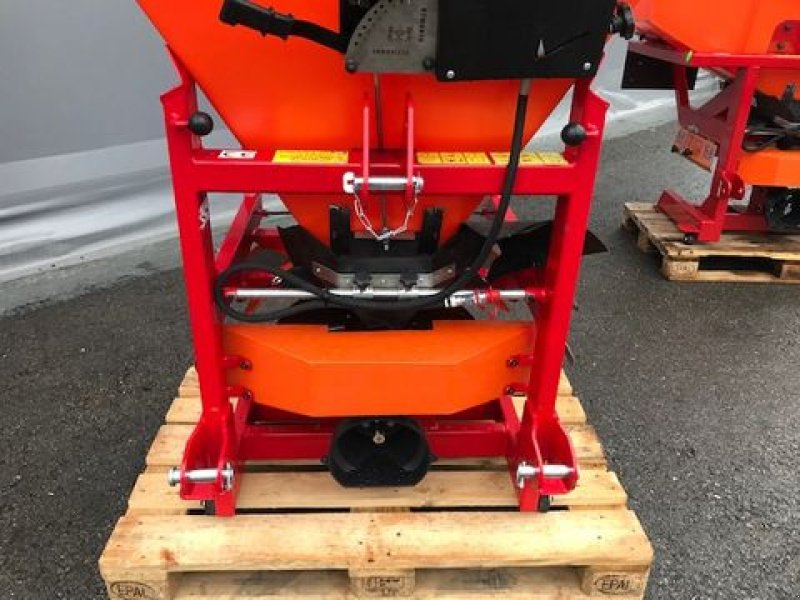 Sandstreuer & Salzstreuer des Typs Sonstige Wibro Salz- und Splitstreuer 550kg und 1200kg, Neumaschine in Tamsweg (Bild 5)