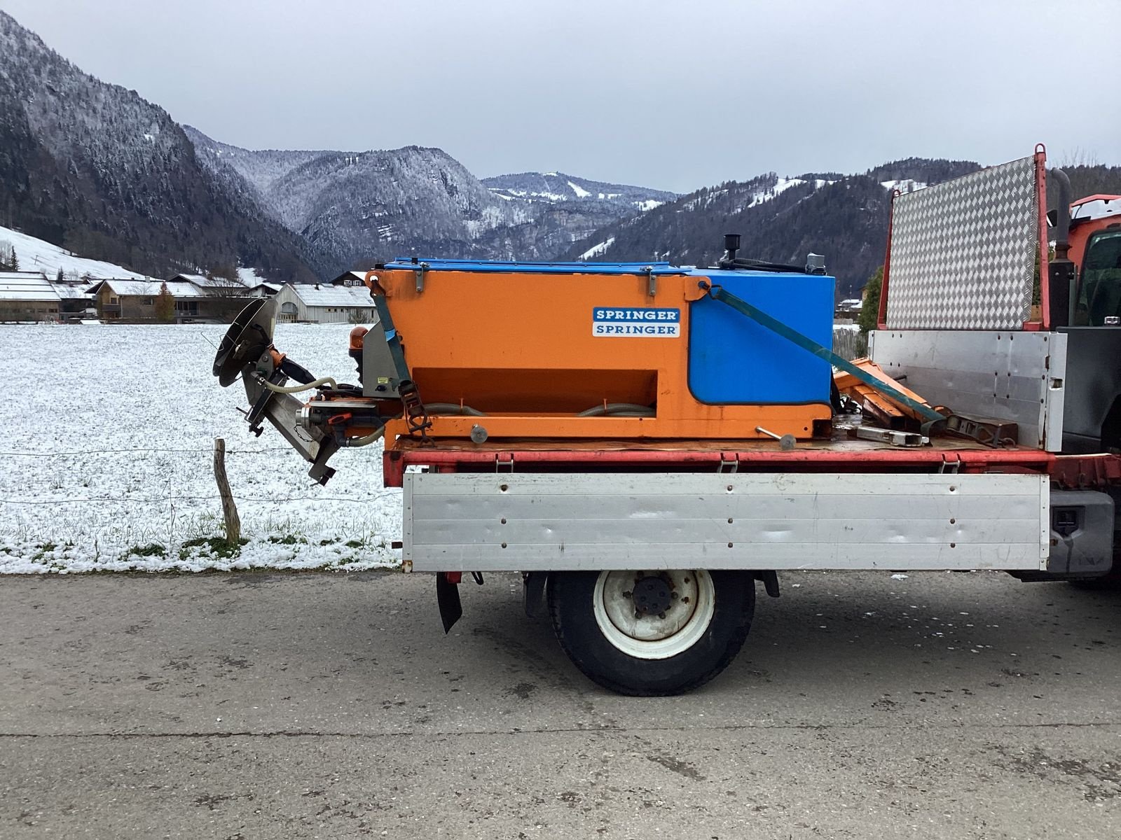 Sandstreuer & Salzstreuer van het type Springer Aufsattelstreuer AS 135, Gebrauchtmaschine in Bezau (Foto 14)