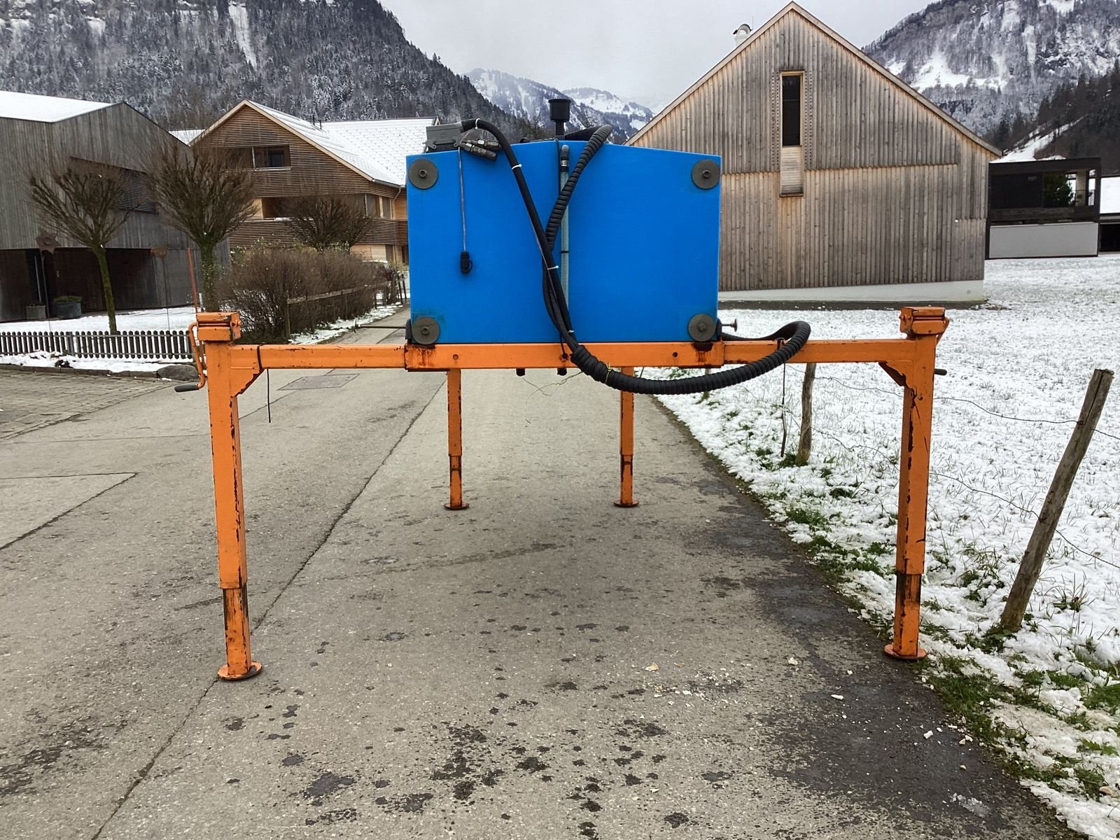 Sandstreuer & Salzstreuer van het type Springer Aufsattelstreuer AS 135, Gebrauchtmaschine in Bezau (Foto 5)