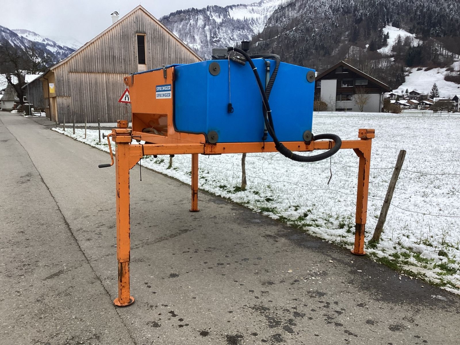 Sandstreuer & Salzstreuer van het type Springer Aufsattelstreuer AS 135, Gebrauchtmaschine in Bezau (Foto 4)