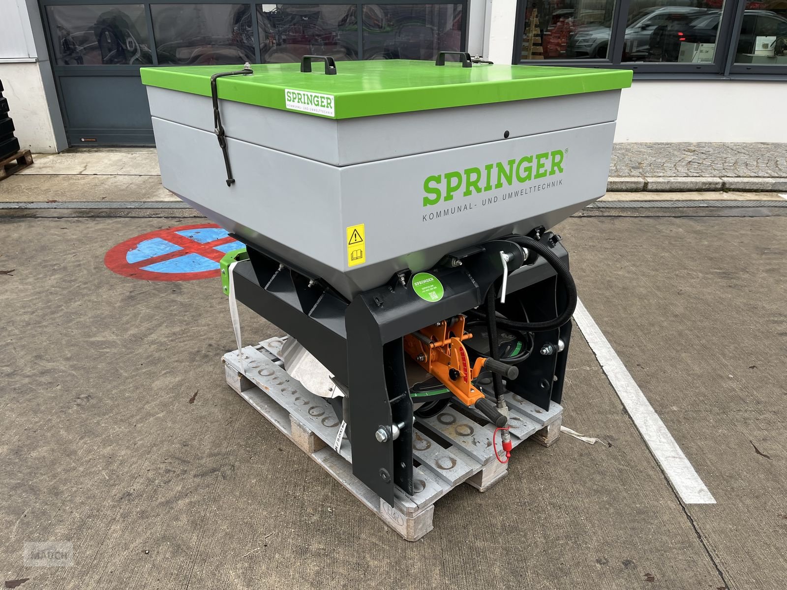 Sandstreuer & Salzstreuer typu Springer ESC 700, Neumaschine v Burgkirchen (Obrázek 1)