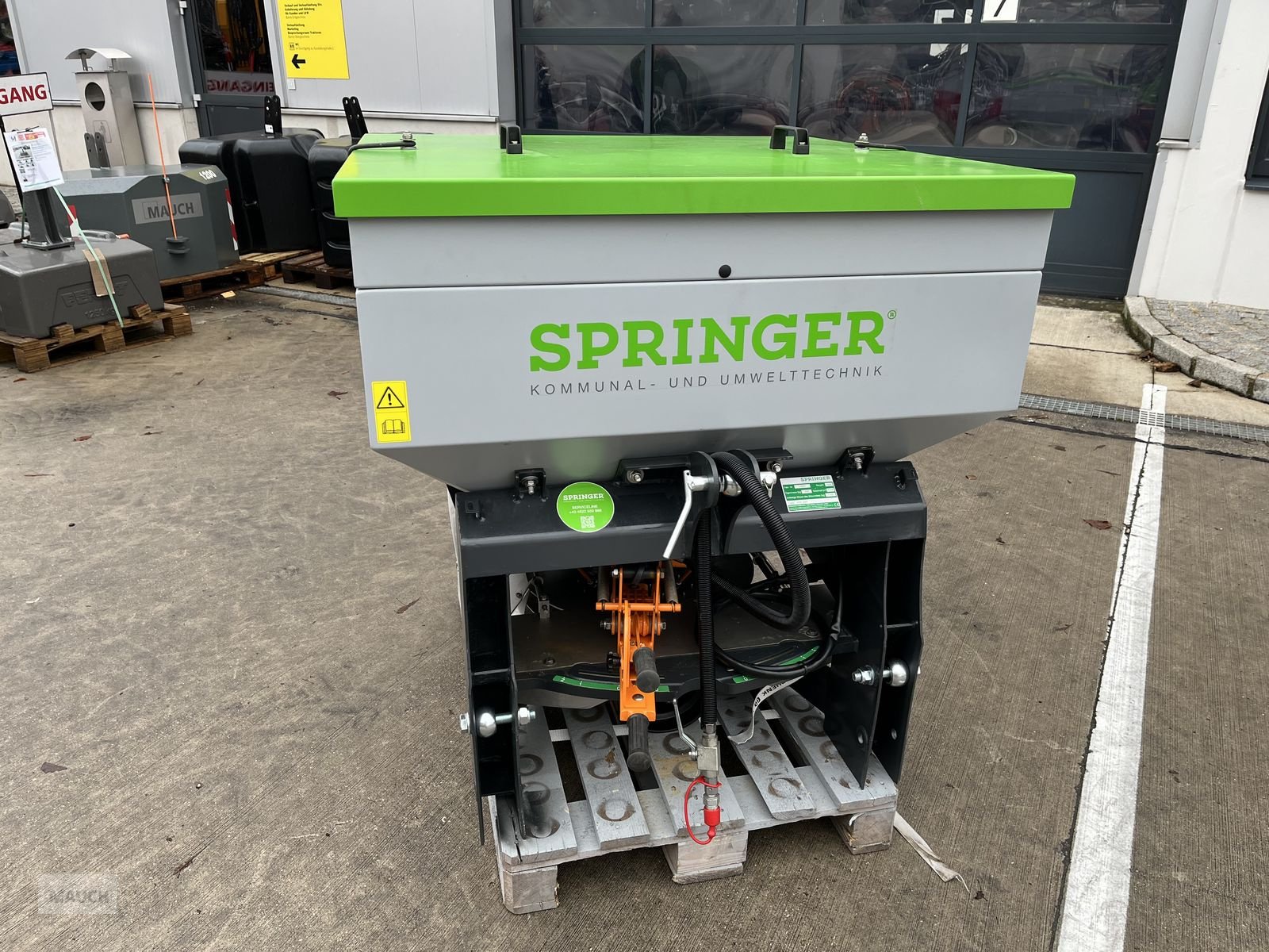 Sandstreuer & Salzstreuer typu Springer ESC 700, Neumaschine v Burgkirchen (Obrázek 2)