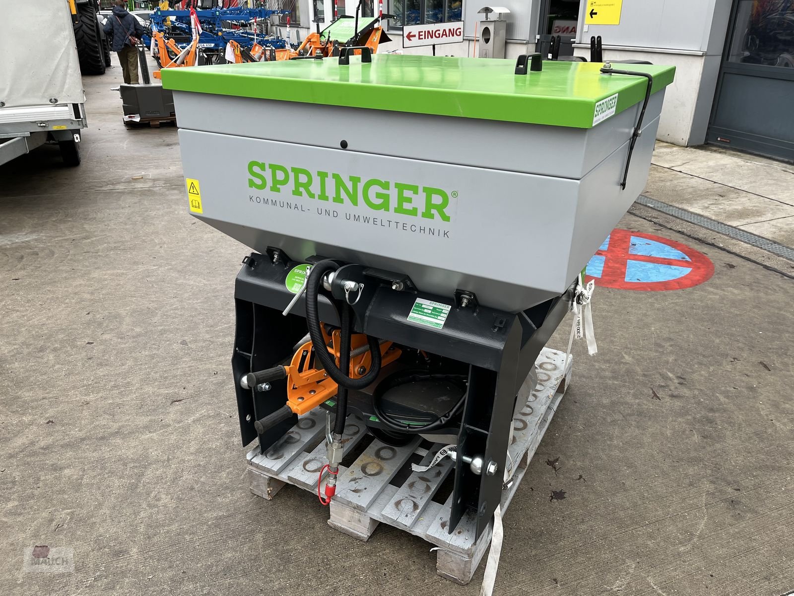 Sandstreuer & Salzstreuer typu Springer ESC 700, Neumaschine v Burgkirchen (Obrázek 3)