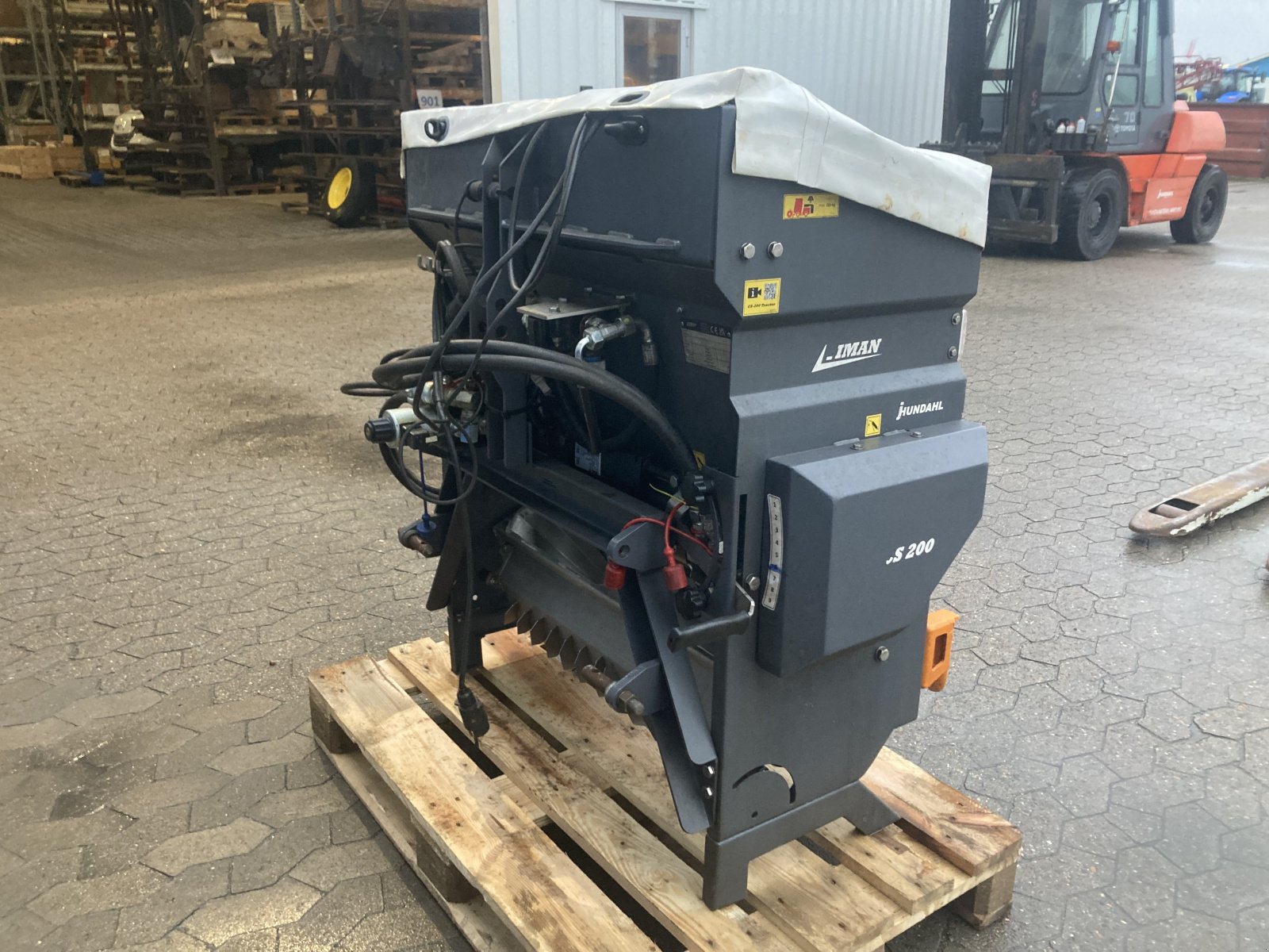 Sandstreuer & Salzstreuer tipa Timan CS-200, Gebrauchtmaschine u Thisted (Slika 3)