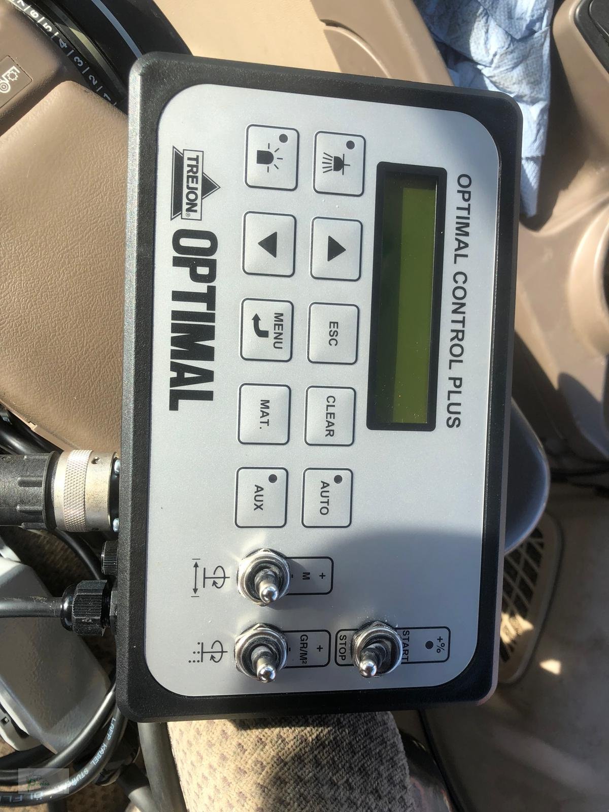 Sandstreuer & Salzstreuer tipa Trejon DS1700, Neumaschine u Bad Kötzting (Slika 5)