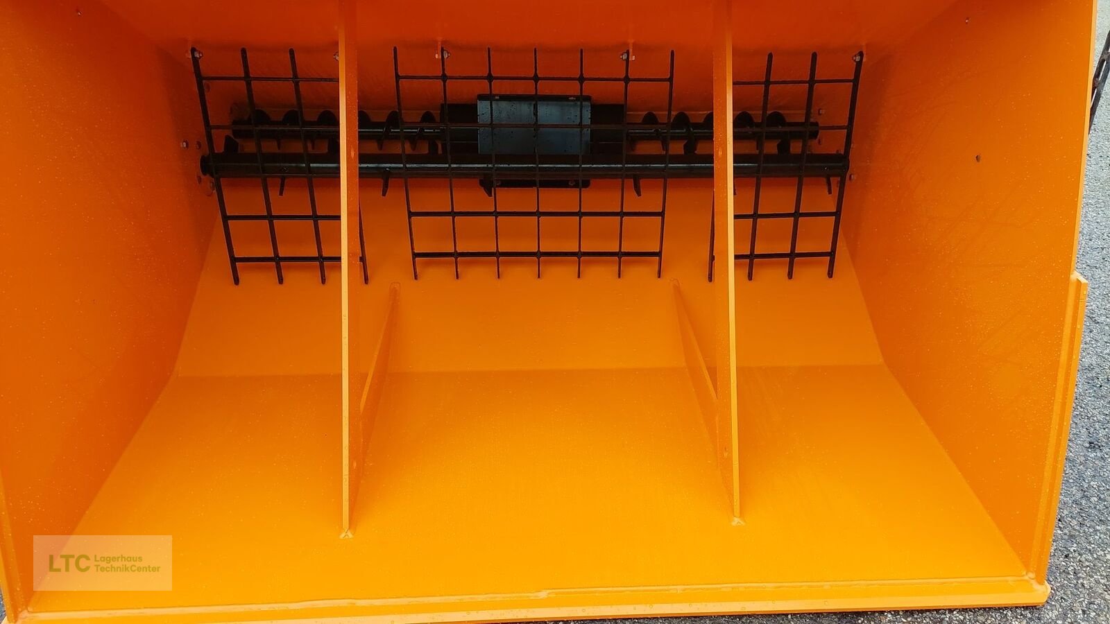 Sandstreuer & Salzstreuer типа Trejon Optimal DS1200, Neumaschine в Herzogenburg (Фотография 9)