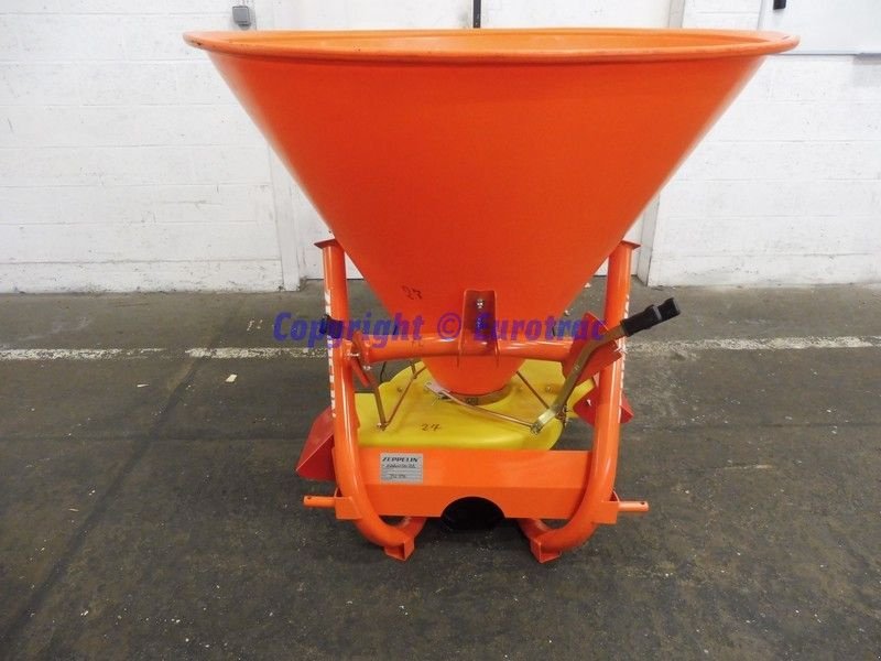 Sandstreuer & Salzstreuer of the type Zeppelin Saleuse KMS localiseur, Gebrauchtmaschine in RETHEL (Picture 4)