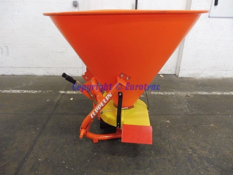Sandstreuer & Salzstreuer of the type Zeppelin Saleuse KMS localiseur, Gebrauchtmaschine in RETHEL (Picture 7)