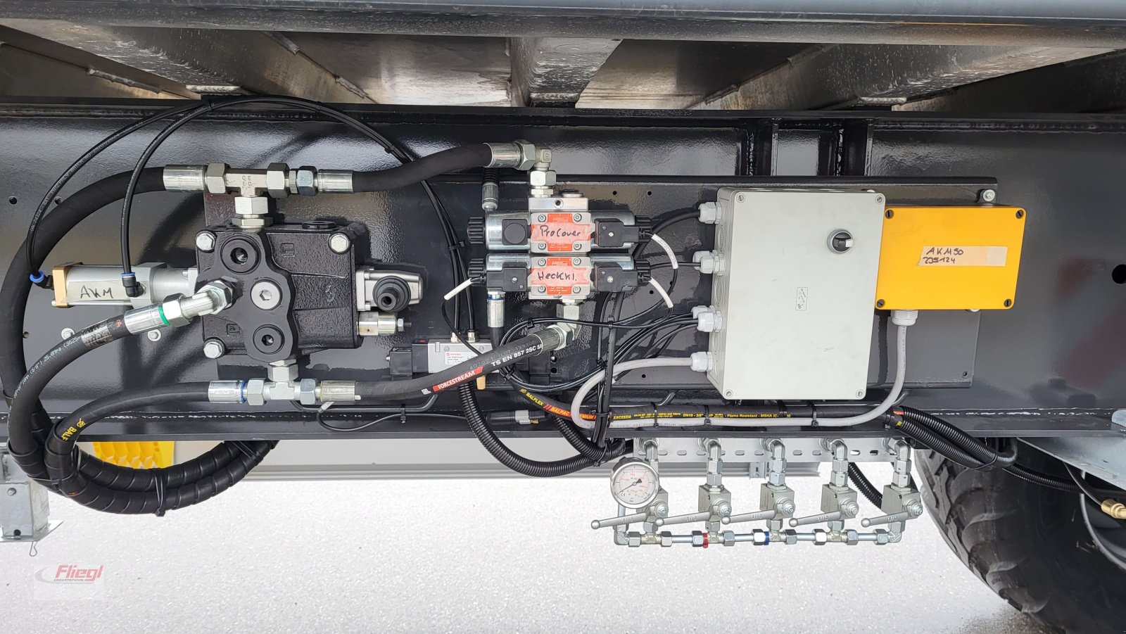 Sattelauflieger typu Fliegl 2-Achs Hinterkipp Sattelauflieger AKM 50, Neumaschine v Mühldorf (Obrázok 11)