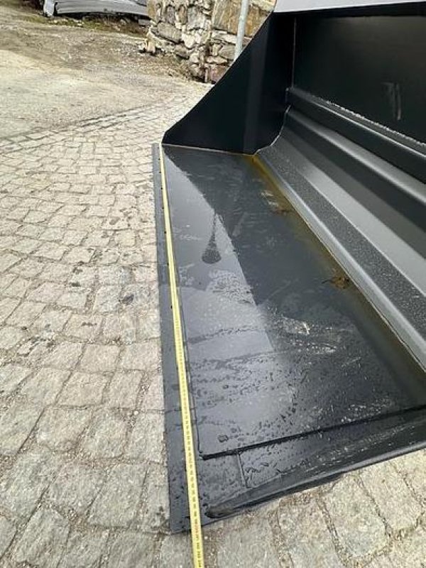 Schaufel des Typs Big Dutchman Schwergutschaufel SUN 200 cm mit JCB Q fit Aufnahme, Neumaschine in Göpfritz an der Wild (Bild 6)