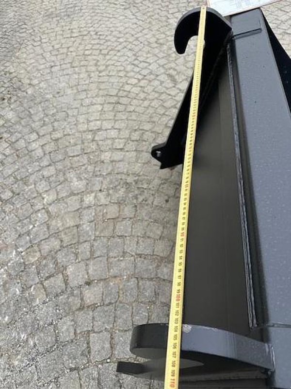 Schaufel des Typs Big Dutchman Schwergutschaufel SUN 200 cm mit JCB Q fit Aufnahme, Neumaschine in Göpfritz an der Wild (Bild 8)