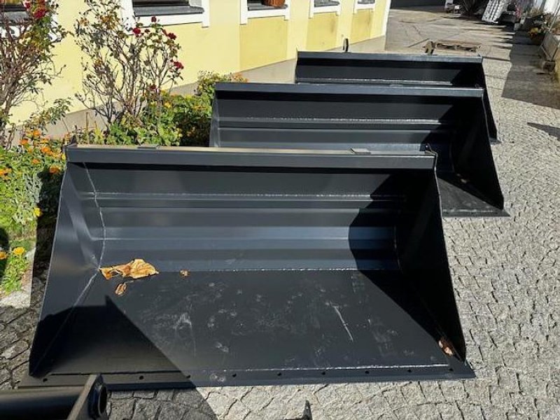 Schaufel des Typs Big Dutchman Schwergutschaufel SUN 200 cm mit Merlo Aufnahme, Neumaschine in Göpfritz an der Wild (Bild 2)