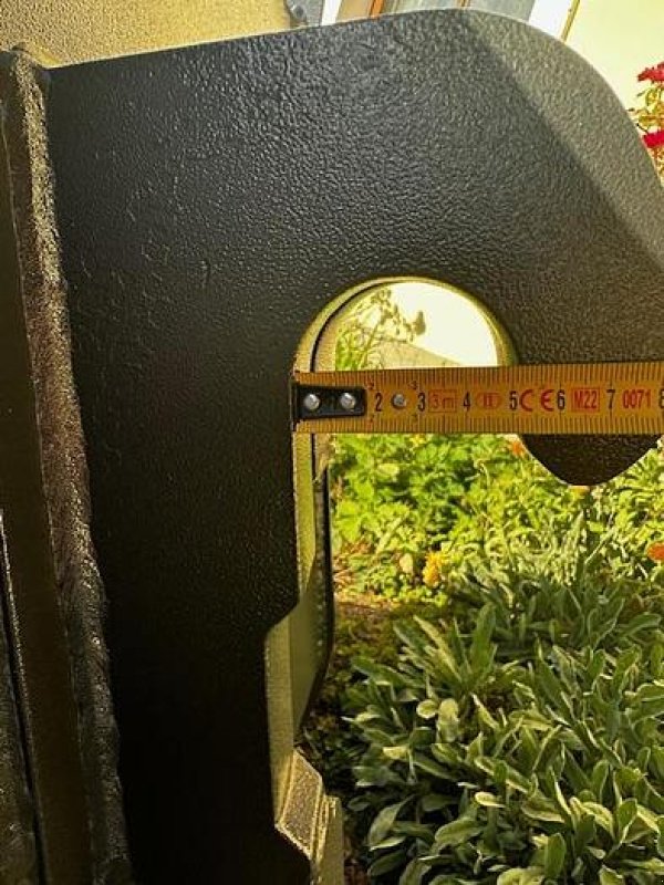 Schaufel des Typs Big Dutchman Schwergutschaufel SUN 200 cm mit Merlo Aufnahme, Neumaschine in Göpfritz an der Wild (Bild 4)