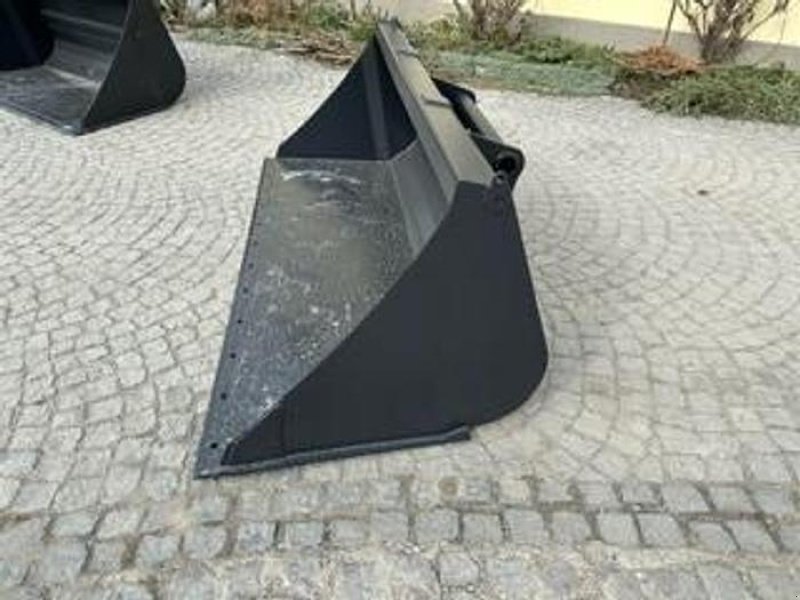 Schaufel des Typs Big Dutchman Schwergutschaufel SUN 240 cm mit Manitou Aufnahme, Neumaschine in Göpfritz an der Wild (Bild 2)