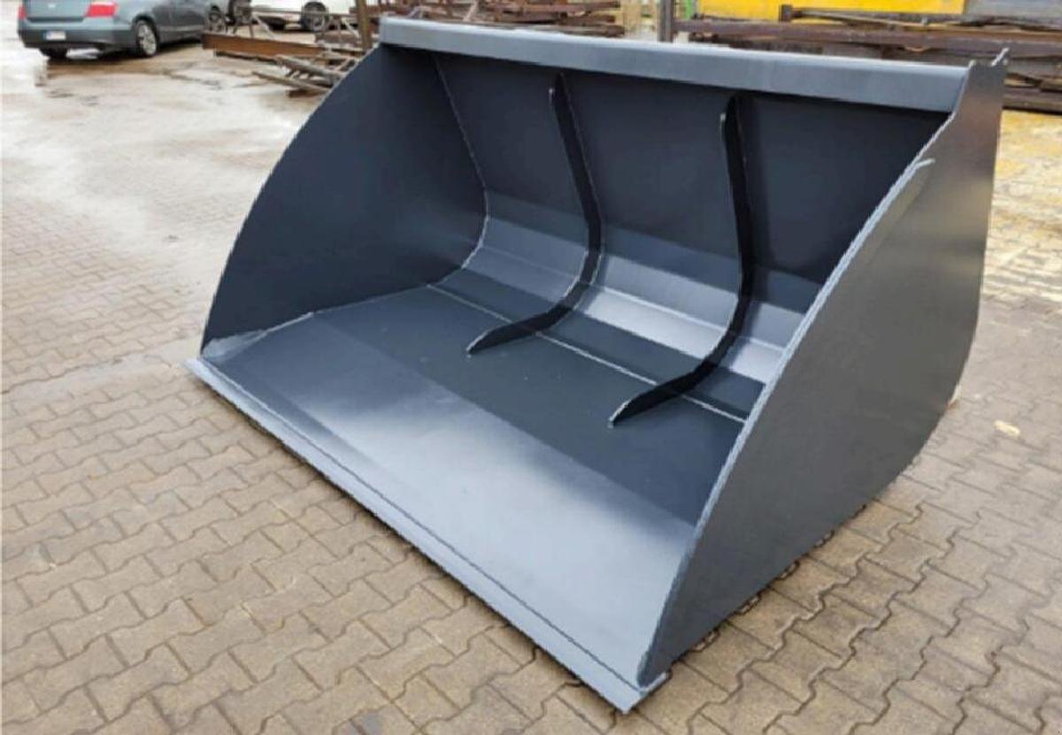 Schaufel des Typs Big Dutchman Volumenschaufel 240 cm mit Schäffer Aufnahme, Neumaschine in Göpfritz an der Wild (Bild 1)