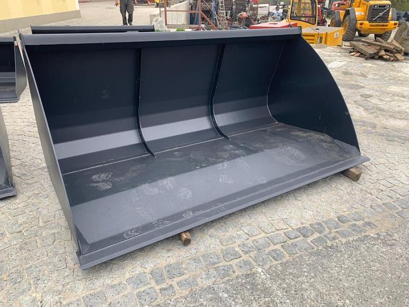 Schaufel des Typs Big Dutchman Volumenschaufel 250 cm mit Euro Aufnahme, Neumaschine in Göpfritz an der Wild (Bild 1)