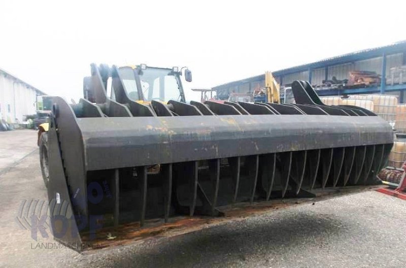 Schaufel typu JCB Silagebeißschaufel 3,75 m 17 Zinken, Gebrauchtmaschine v Schutterzell (Obrázek 5)