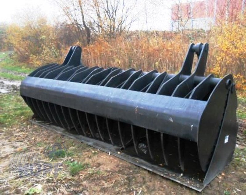 Schaufel typu JCB Silagebeißschaufel 3,75 m 17 Zinken, Gebrauchtmaschine v Schutterzell (Obrázek 11)