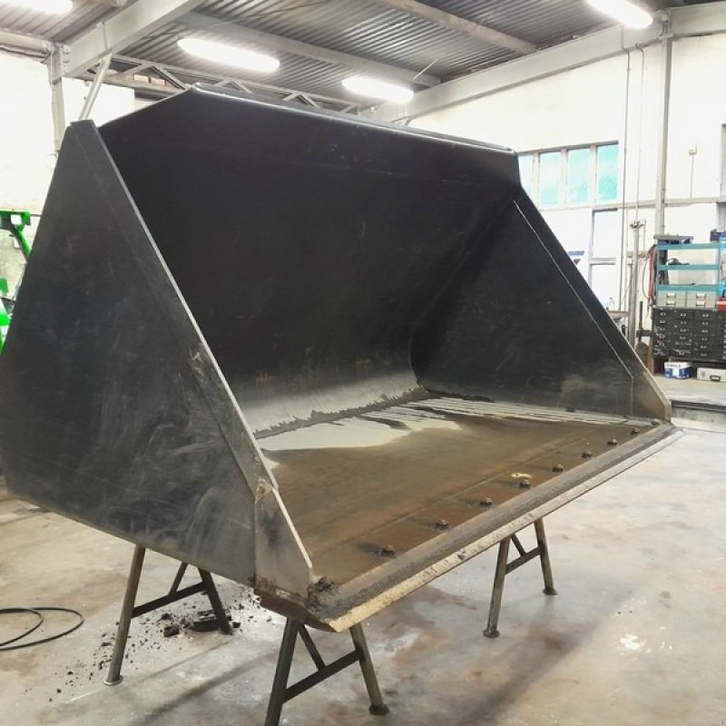 Schaufel Türe ait Merlo Universal-Ladeschaufel 2,8m³, Gebrauchtmaschine içinde Rollwitz (resim 1)