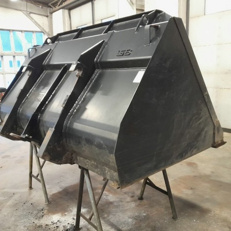 Schaufel Türe ait Merlo Universal-Ladeschaufel 2,8m³, Gebrauchtmaschine içinde Rollwitz (resim 2)