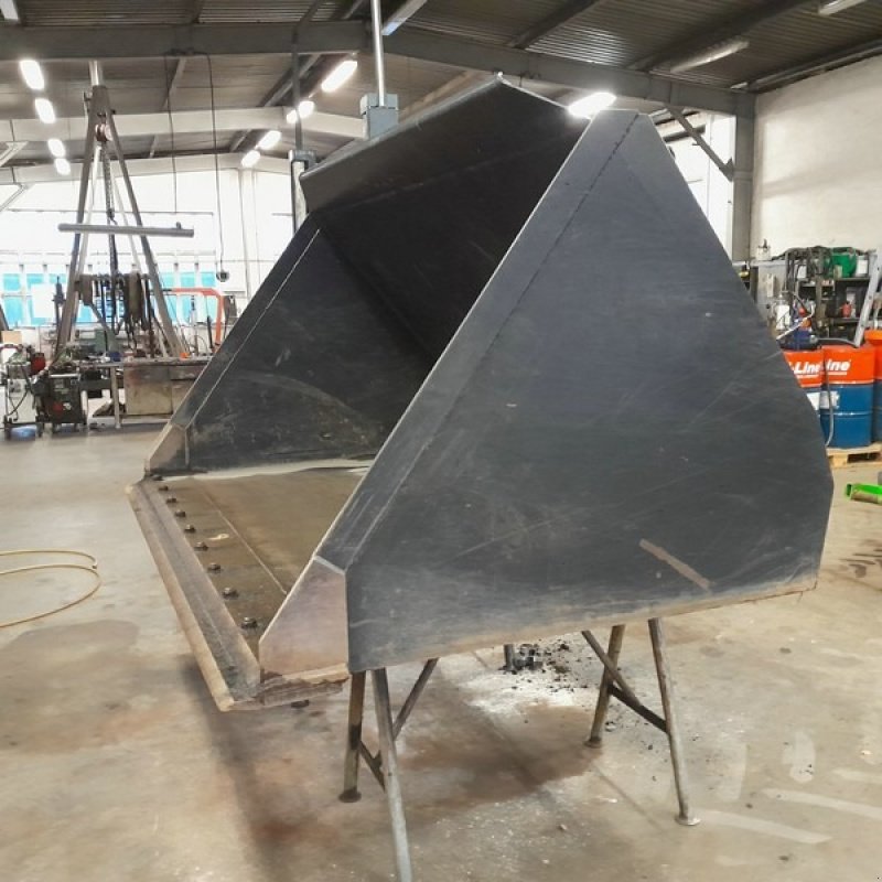 Schaufel Türe ait Merlo Universal-Ladeschaufel 2,8m³, Gebrauchtmaschine içinde Rollwitz (resim 3)