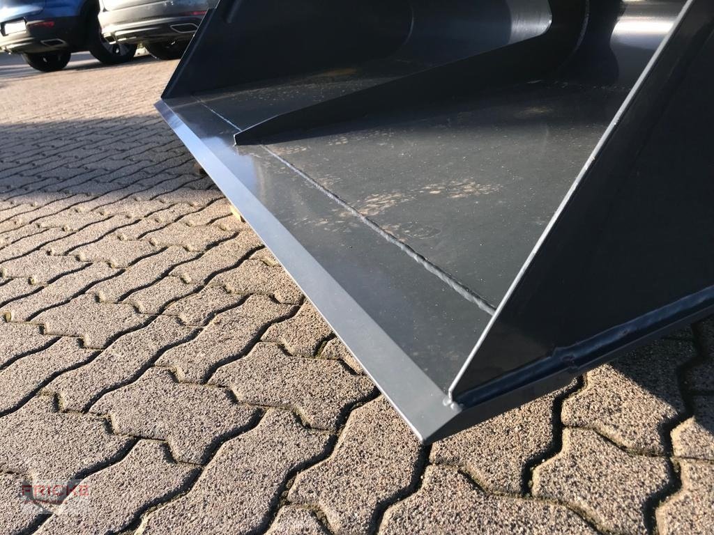 Schaufel des Typs Saphir LG XL 24 *SCORPION- Aufnahme*, Gebrauchtmaschine in Demmin (Bild 10)