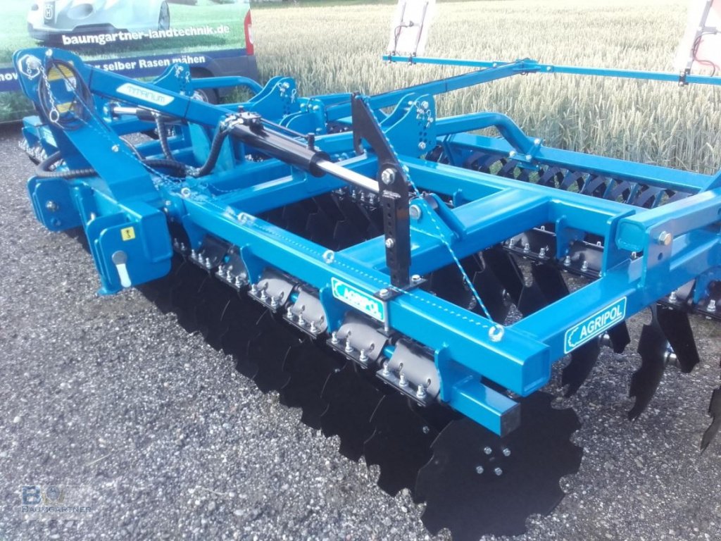 Scheibenegge Türe ait Agripol Kurzscheibenegge TITANUM 450 H hydraulisch klappbare Scheibenegge, Neumaschine içinde Frontenhausen (resim 2)