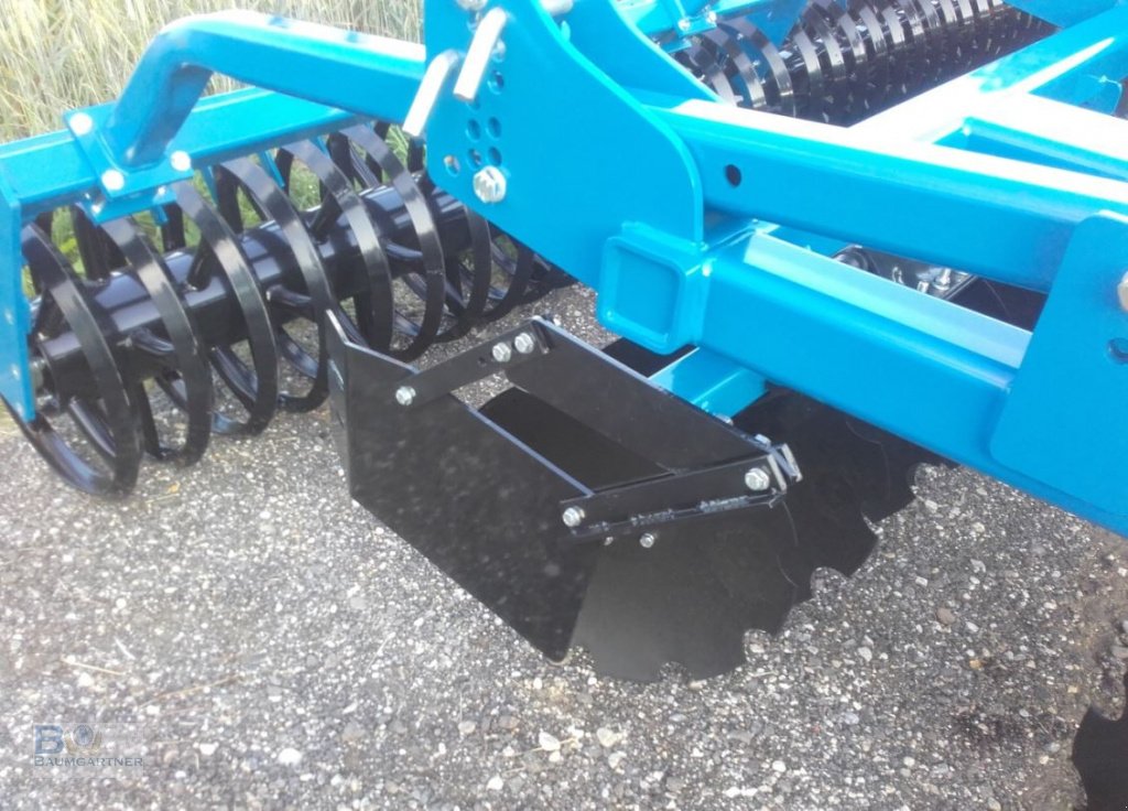 Scheibenegge Türe ait Agripol Kurzscheibenegge TITANUM 450 H hydraulisch klappbare Scheibenegge, Neumaschine içinde Frontenhausen (resim 5)