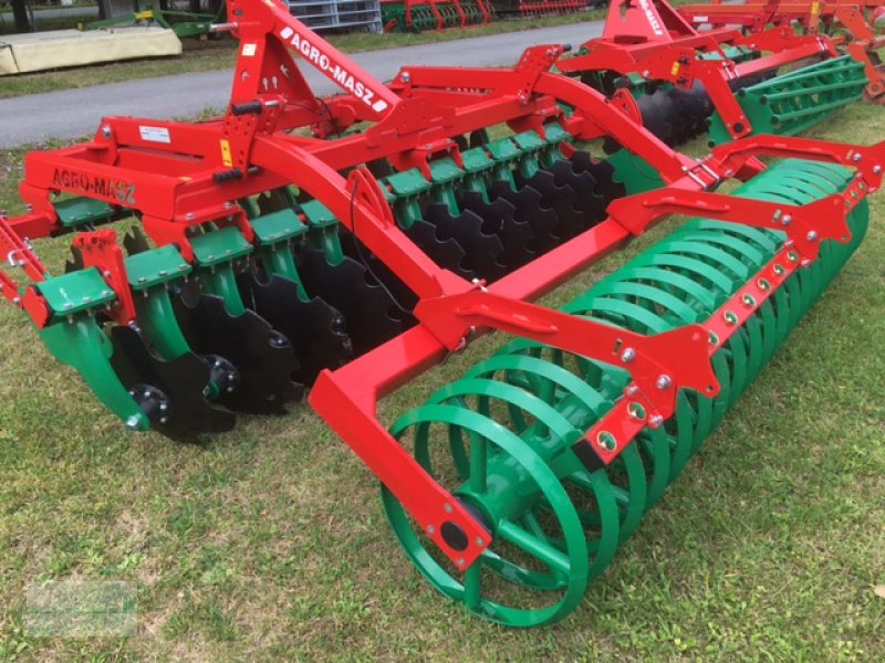 Scheibenegge des Typs Agro-Masz BT 30, Neumaschine in Marsberg (Bild 1)