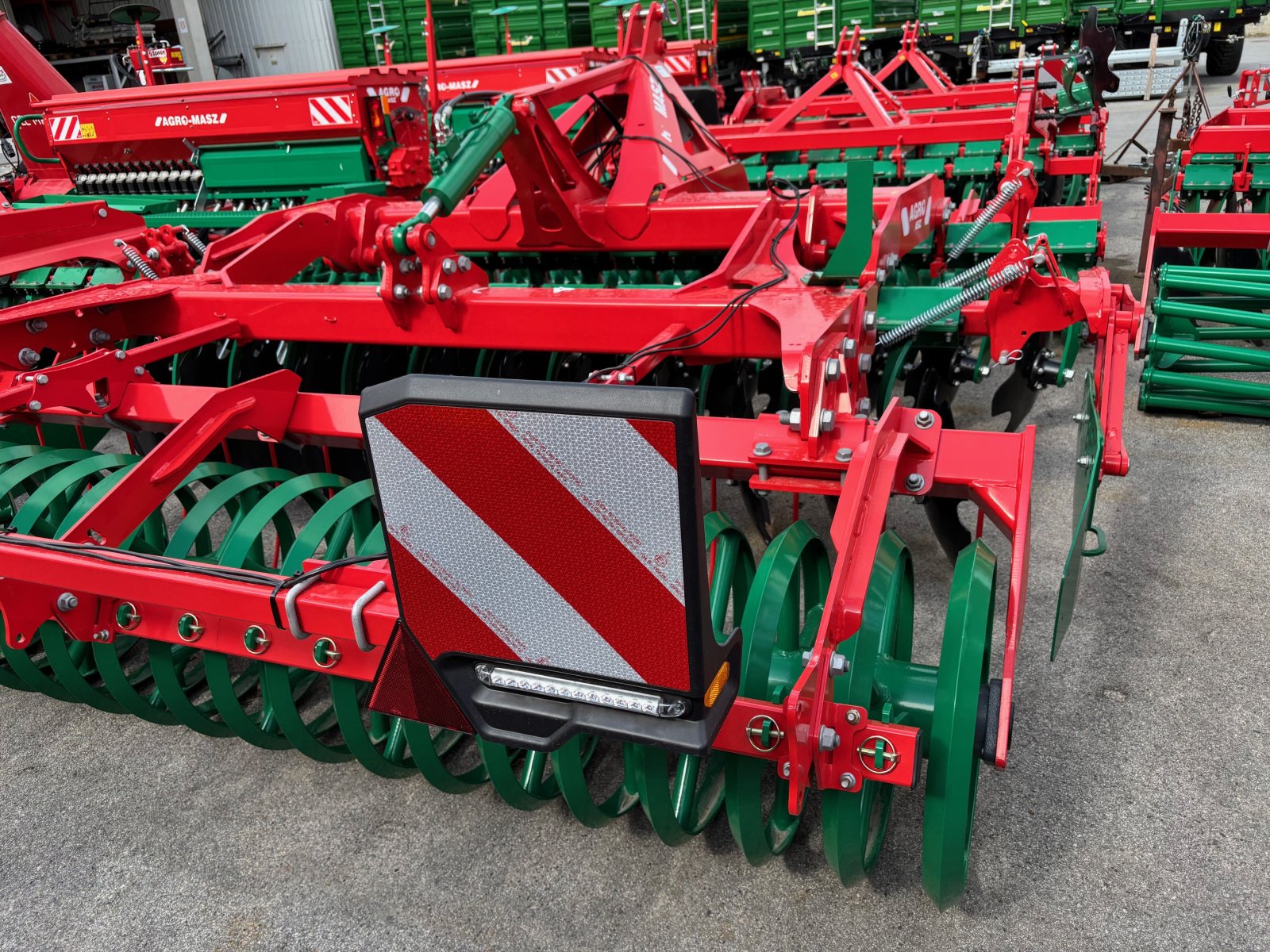 Scheibenegge des Typs Agro-Masz Trol 30, Neumaschine in Gerasdorf (Bild 5)