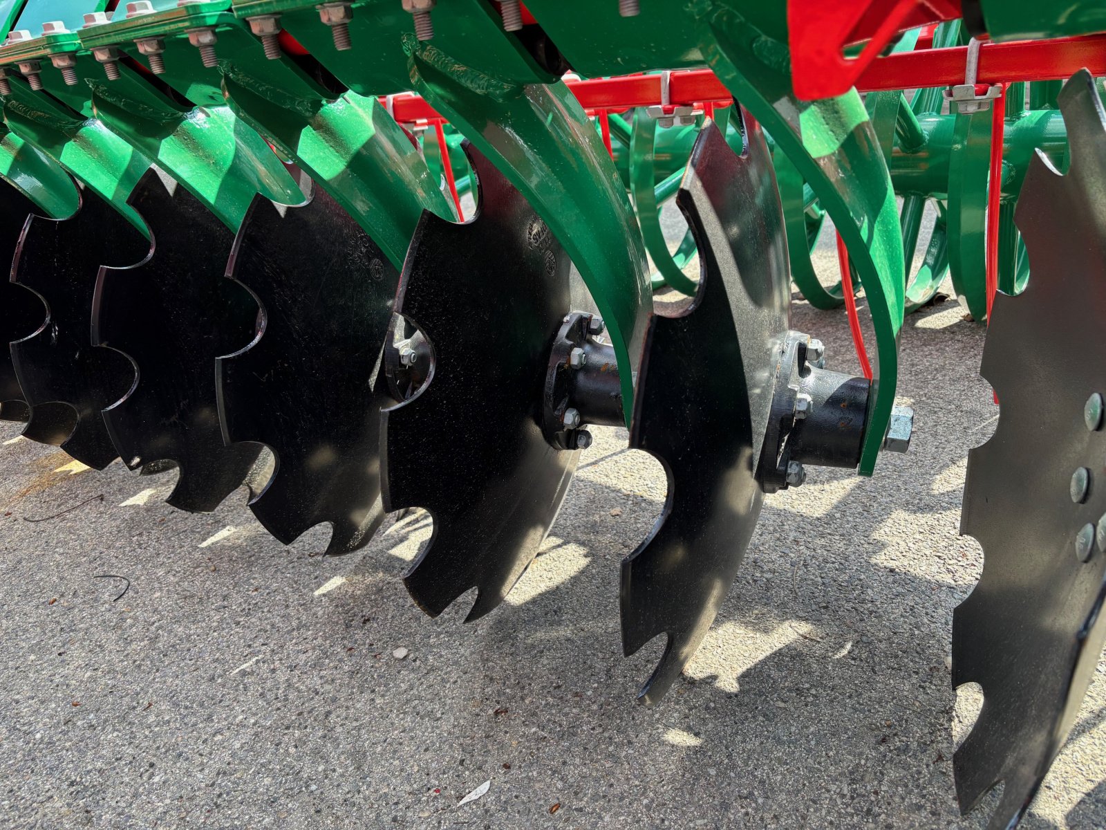 Scheibenegge des Typs Agro-Masz Trol 30, Neumaschine in Gerasdorf (Bild 9)