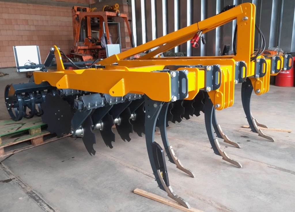 Scheibenegge des Typs AGRO-STAHL Zinken-Scheibeneggen-Kombination, Neumaschine in Wundschuh (Bild 12)