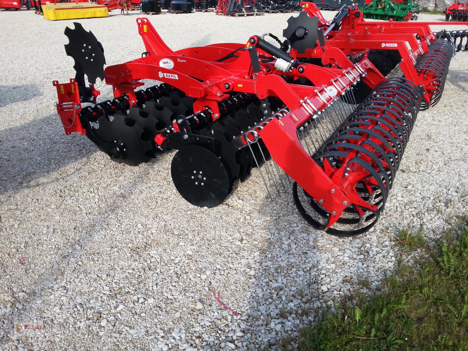 Scheibenegge del tipo Akpil Bison 30 SP, Neumaschine en Neumarkt (Imagen 1)
