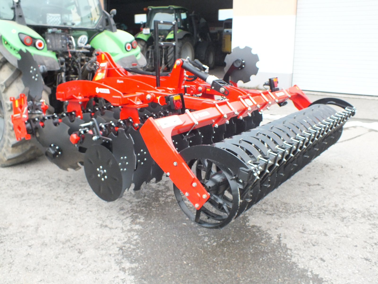 Scheibenegge Türe ait Akpil Bison 30, Neumaschine içinde Putzleinsdorf (resim 3)