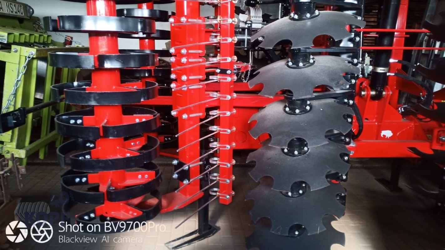 Scheibenegge tipa Akpil Scheibenegge Akpil Bison XL / 4,0 m hydrl. klappbar, Gebrauchtmaschine u Schutterzell (Slika 1)