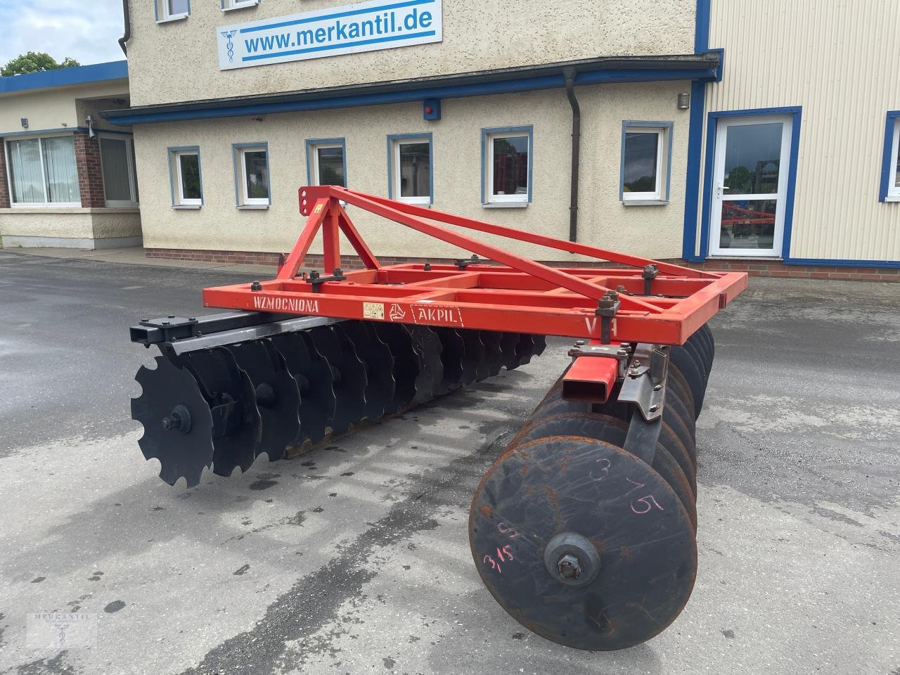 Scheibenegge Türe ait Akpil V 315, Neumaschine içinde Pragsdorf (resim 1)