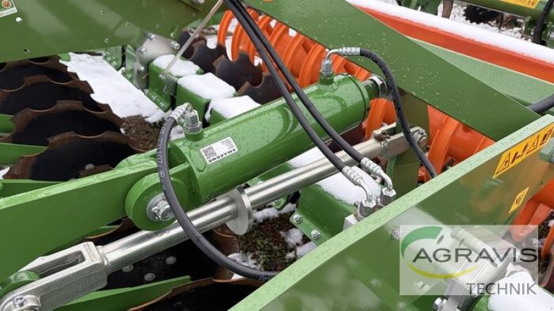 Scheibenegge del tipo Amazone CATROS+ 3003 SPECIAL, Neumaschine en Werl-Oberbergstraße (Imagen 5)