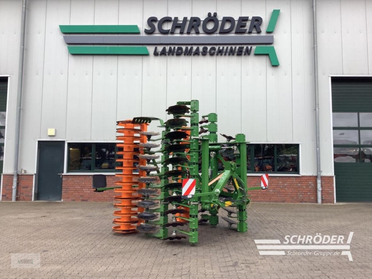 Scheibenegge des Typs Amazone CATROS+ 5003-2, Neumaschine in Völkersen (Bild 1)