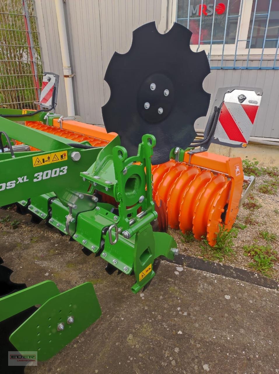 Scheibenegge Türe ait Amazone Catros XL 3003, Neumaschine içinde Luizhausen-Lonsee (resim 5)