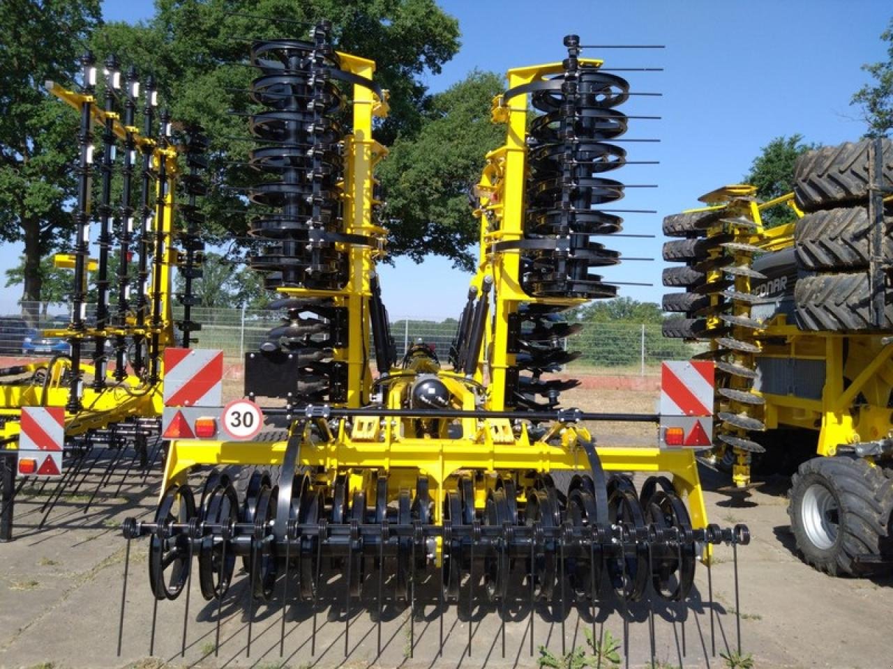 Scheibenegge typu Bednar SWIFTERDISC XO 6000F, Gebrauchtmaschine v Vehlow (Obrázek 3)