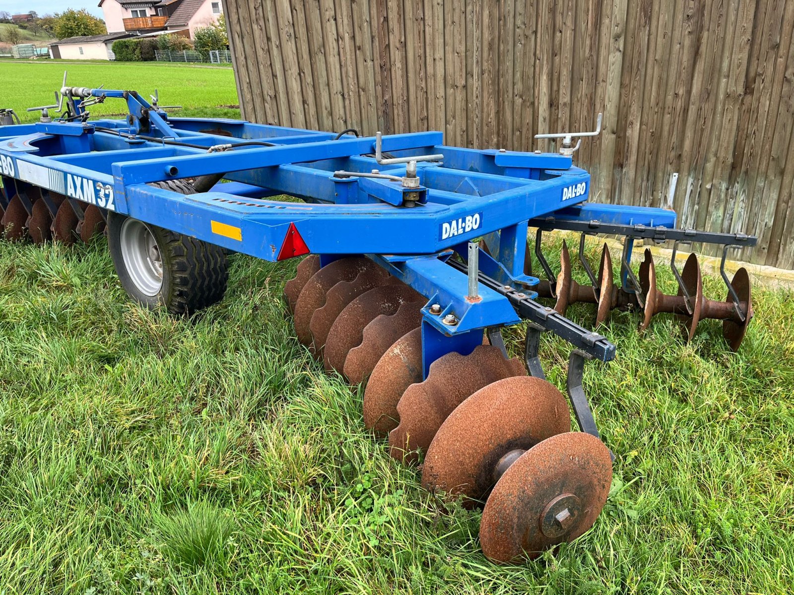 Scheibenegge des Typs Dalbo ACM 32, Gebrauchtmaschine in Uffenheim (Bild 2)