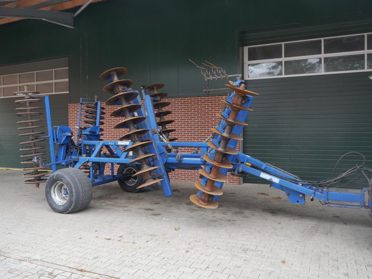 Scheibenegge des Typs Dalbo AXR H 400, Gebrauchtmaschine in Borken (Bild 1)