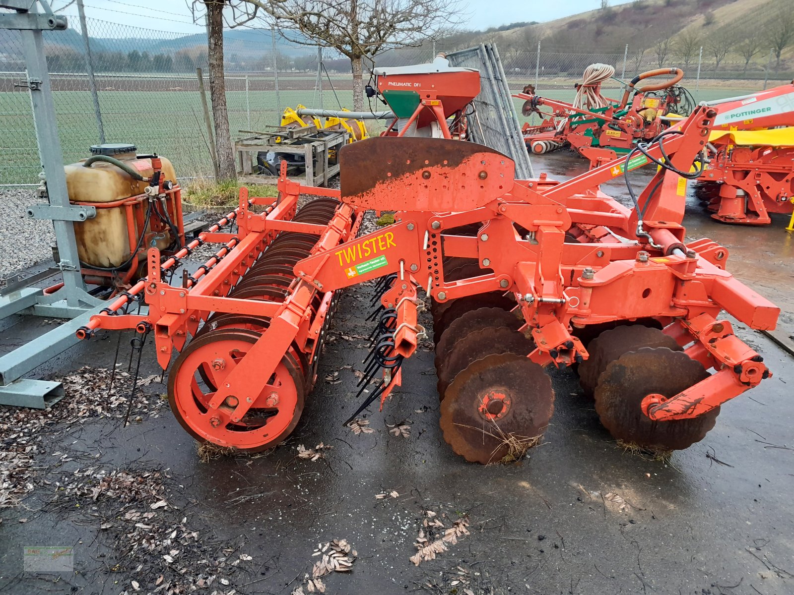 Scheibenegge typu Einböck Twister 300 N, Gebrauchtmaschine v Bad Mergentheim (Obrázek 2)