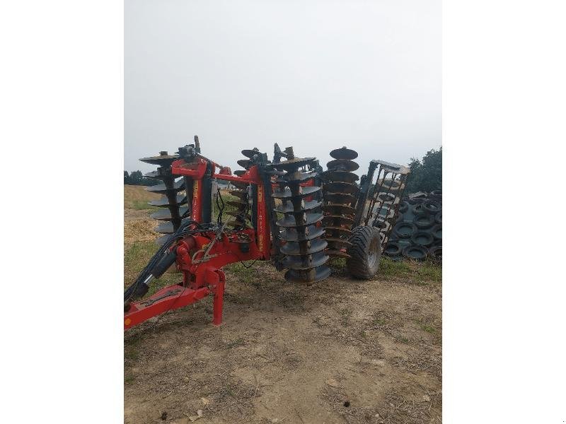 Scheibenegge del tipo Gregoire-Besson 36 DISQUES, Gebrauchtmaschine en PLUMELEC (Imagen 1)