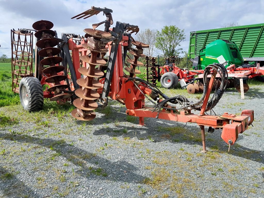 Scheibenegge des Typs Gregoire-Besson ACERO, Gebrauchtmaschine in BAZOGES EN PAREDS (Bild 4)