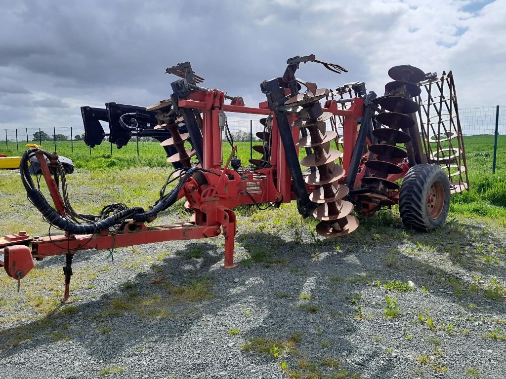 Scheibenegge des Typs Gregoire-Besson ACERO, Gebrauchtmaschine in BAZOGES EN PAREDS (Bild 2)