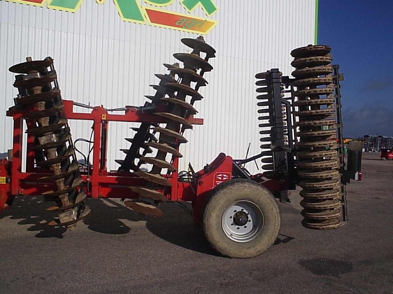 Buy Gregoire-Besson Disc harrow second-hand and new - technikboerse.com