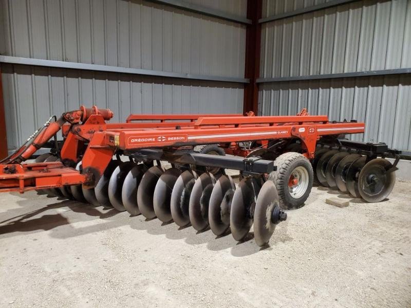 Scheibenegge des Typs Gregoire AVR32, Gebrauchtmaschine in BRAY en Val (Bild 1)